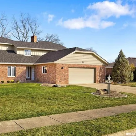 Buy this 5 bed house on 28 Cherry Lane in Morton, IL 61550