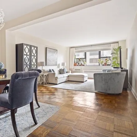 Image 3 - 181 East 73rd Street, New York, NY 10021, USA - Apartment for sale