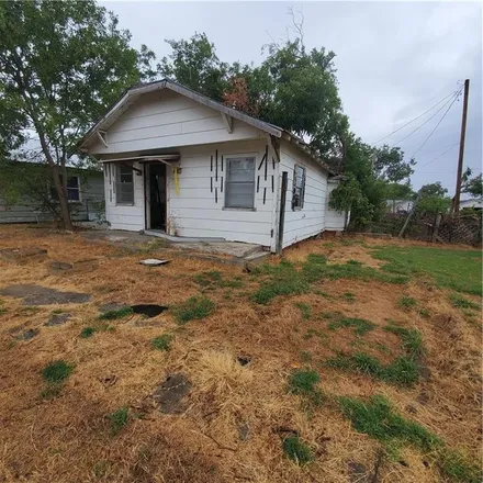 Buy this 2 bed house on 312 North Highland Street in Seminole, OK 74868