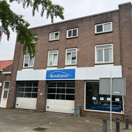 Rent this 4 bed apartment on Insulindeplein 1 in 5014 BD Tilburg, Netherlands