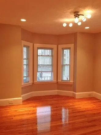 Image 4 - 44 Baker Street, Belmont, MA 20478, USA - House for rent
