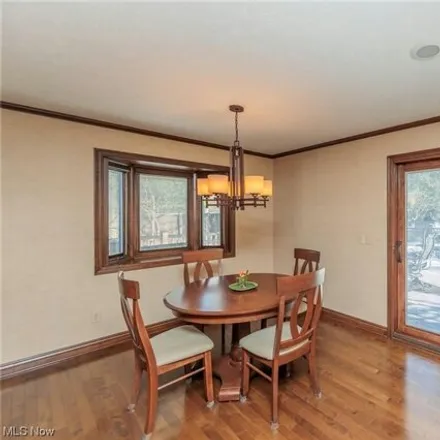 Image 8 - 19267 Saratoga Trail, Strongsville, OH 44136, USA - House for sale