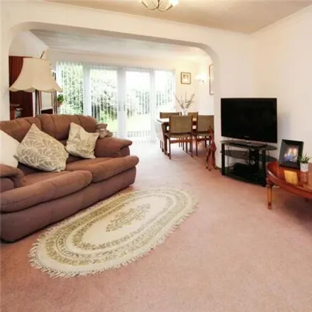 Image 7 - Dinants Crescent, Colchester, CO6 1XS, United Kingdom - House for sale