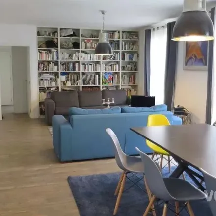 Rent this 7 bed apartment on 56 Rue Sadi Carnot in 92800 Puteaux, France