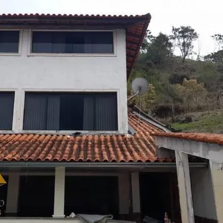 Buy this 3 bed house on Rua Bento Faria in Conselheiro Paulino, Região Geográfica Intermediária de Petrópolis - RJ