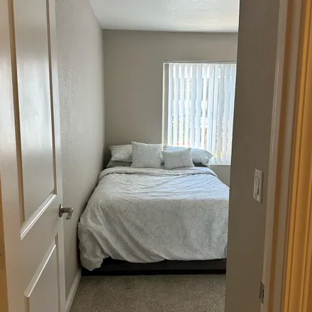 Rent this 1 bed room on unnamed road in Vacaville, CA 95687