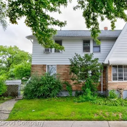 Buy this 5 bed house on 23052 Norwood Street in Oak Park, MI 48237