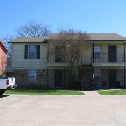 Rent this 2 bed house on 2008 Cedarhill Drive in Killeen, TX 76543