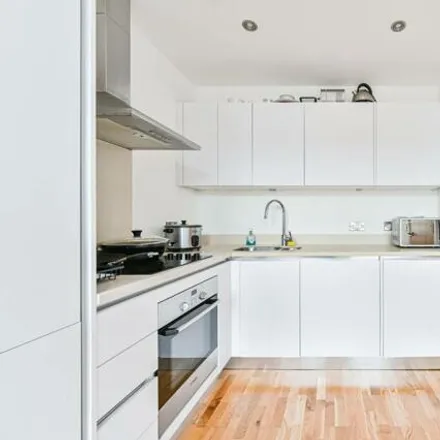 Image 2 - Norwich House, Streatham High Road, London, SW16 1DS, United Kingdom - Apartment for sale