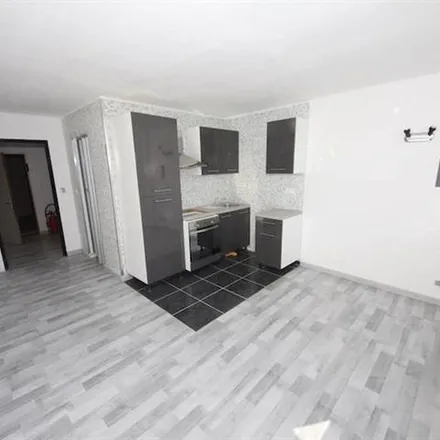 Image 6 - Rue Arthur Regniers 1, 6000 Charleroi, Belgium - Apartment for rent