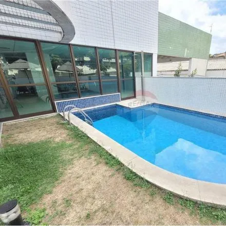 Buy this 2 bed apartment on Rua Conselheiro Nabuco 271 in Casa Amarela, Recife - PE