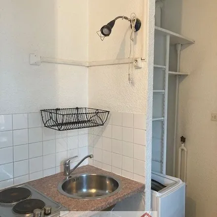 Image 2 - 3 Rue du Ravelin, 31300 Toulouse, France - Apartment for rent