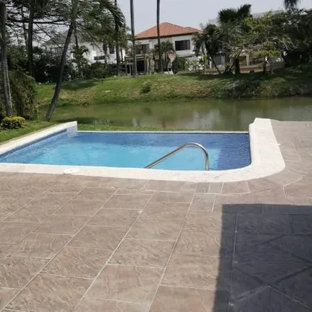 Rent this 4 bed house on unnamed road in 092302, Samborondón