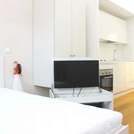 Rent this 1 bed apartment on Thaerstraße 17 in 10249 Berlin, Germany