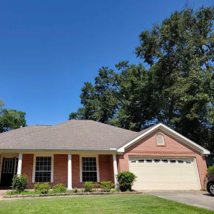 Rent this 4 bed house on 2018 Duneagle Court in Tallahassee, FL 32317