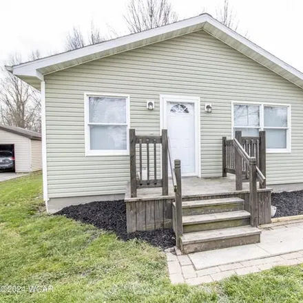 Buy this 3 bed house on 643 Lester Avenue in Allen County, OH 45801