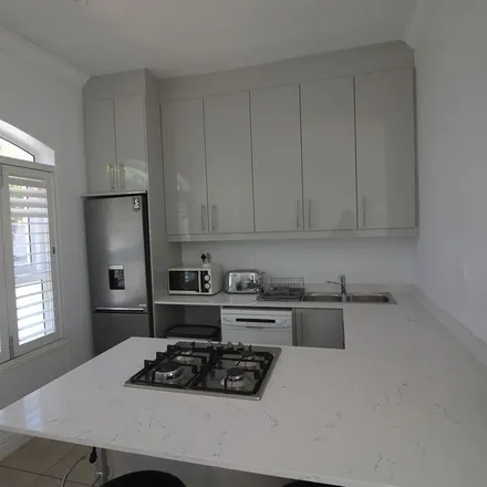 Image 4 - Stowe Close, Cape Town Ward 71, Western Cape, 7945, South Africa - Apartment for rent