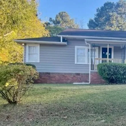Buy this 3 bed house on 101 Walker Ave in Hueytown, Alabama