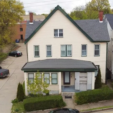 Buy this studio house on 538 Madison Avenue in Bellevue, Allegheny County