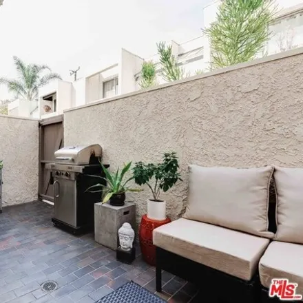 Image 7 - 963 Larrabee Street, West Hollywood, CA 90069, USA - Townhouse for rent