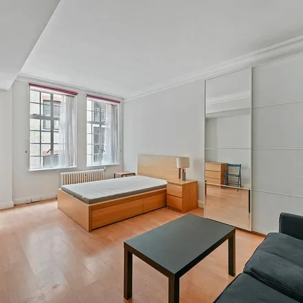 Rent this studio apartment on 49 Hallam Street in East Marylebone, London