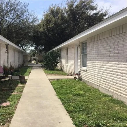 Image 6 - 7312 North 7th Street, McAllen, TX 78504, USA - House for sale