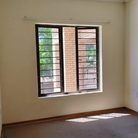 Image 2 - Aspeling Street, Camphers Drift, George, 6530, South Africa - Apartment for rent