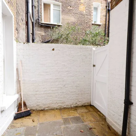 Image 5 - 1 Stanhope Mews South, London, SW7 4TF, United Kingdom - Apartment for rent