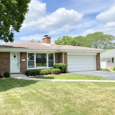 Buy this 3 bed house on 20308 Harding Avenue in Olympia Fields, Rich Township