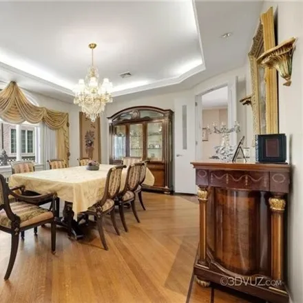 Image 9 - 1447 East 22nd Street, New York, NY 11210, USA - House for sale