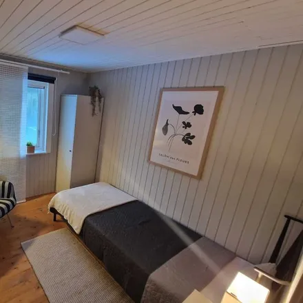 Rent this 3 bed house on Västansjö in Bolmsö kyrka, Kyrkbyvägen