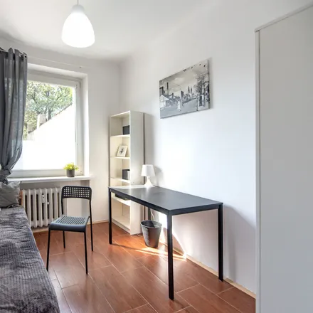 Rent this 5 bed room on Krucza 11 in 93-180 Łódź, Poland