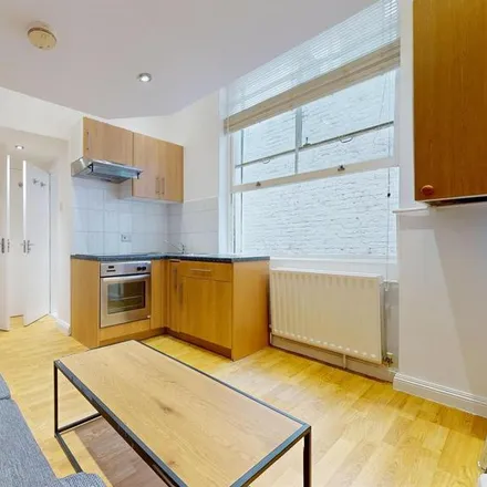 Image 2 - 17 Devonshire Terrace, London, W2 3DN, United Kingdom - Apartment for rent