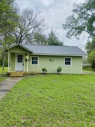 Buy this 2 bed house on 1099 Williams Street in Lufkin, TX 75904