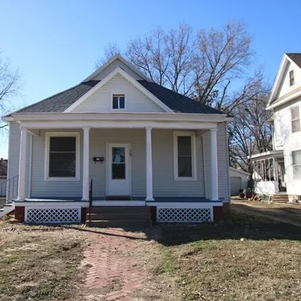 Buy this 2 bed house on 147 North 10th Street in Salina, KS 67401