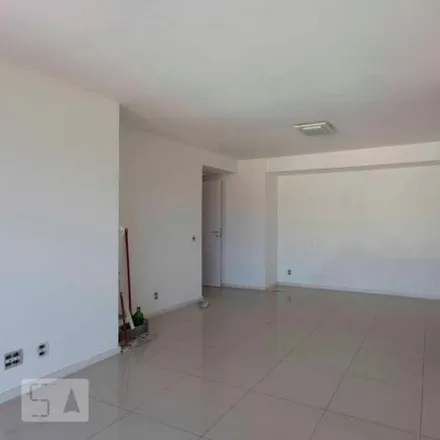 Buy this 3 bed apartment on Rua Jornalista Irineu Marinho in Icaraí, Niterói - RJ