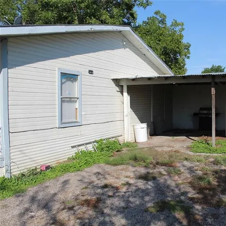 Image 3 - 701 North Blanche Street, Terrell, TX 75160, USA - House for sale