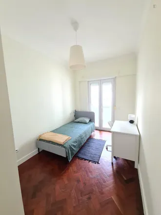 Rent this 3 bed room on Croissant da Vila in Rua Morais Soares, 1900-462 Lisbon