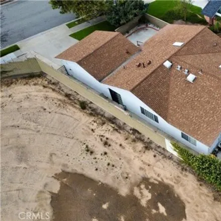 Image 4 - 1493 Woodbury Drive, Los Angeles, CA 90710, USA - House for sale