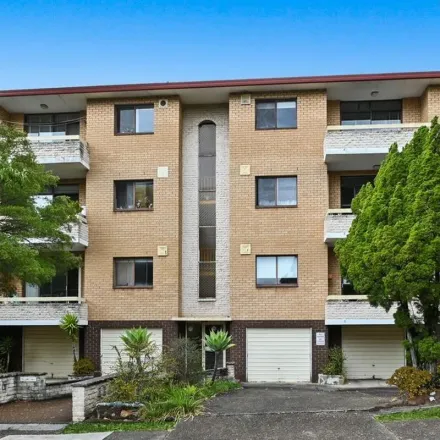 Image 3 - 34 Robertson Street, Kogarah NSW 2217, Australia - Apartment for rent