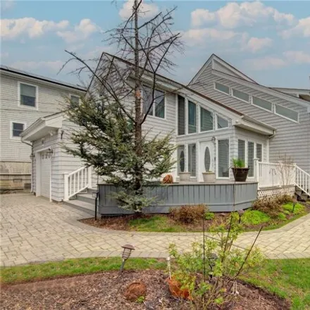 Buy this 5 bed house on 738 Shore Walk in Village of Lindenhurst, NY 11757