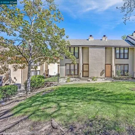 Buy this 6 bed townhouse on 399 Country View Lane in Pleasant Hill, CA 94523