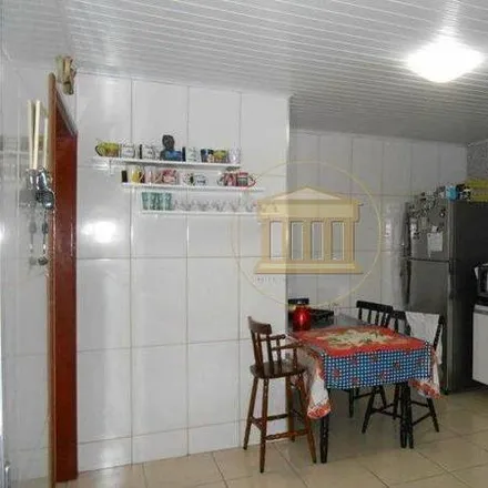 Buy this studio house on Rua das Tulipas in Vale das Acácias, Pindamonhangaba - SP