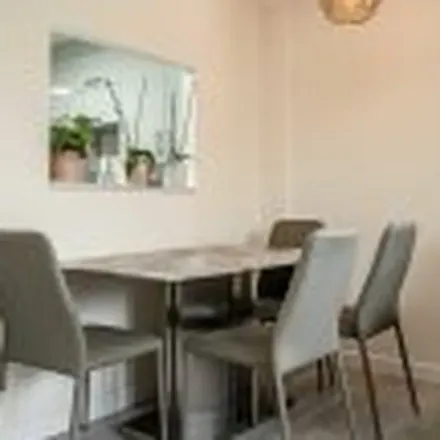 Image 7 - Kent Avenue, London, RM9 6SA, United Kingdom - Apartment for rent