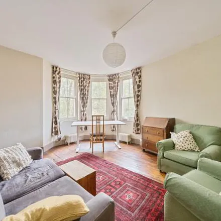 Image 5 - Dunstan Houses, Stepney Green, London, E1 3JU, United Kingdom - Apartment for rent