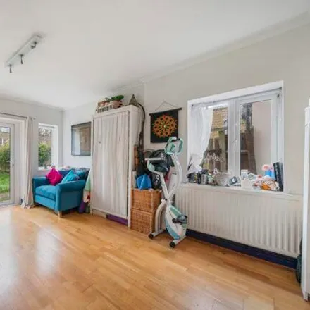 Image 2 - 80 Victoria Road, London, NW6 6NH, United Kingdom - Apartment for sale