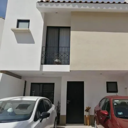 Buy this 3 bed house on Calle Álvaro Obregón 506 in Obrera, 37340 León