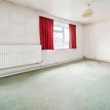 Image 4 - Hillfield, Longmead, Stanborough, AL10 0AD, United Kingdom - Apartment for sale