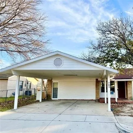 Rent this 3 bed house on 627 Globe Avenue in Blue Mound, Tarrant County