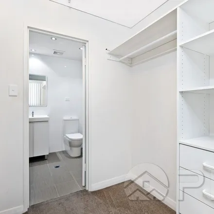 Image 9 - Mezzatrain, O'Riordan Street, Mascot NSW 2020, Australia - Apartment for rent